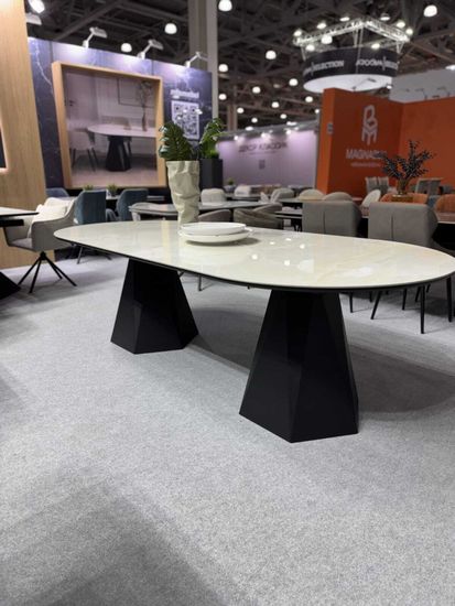 Стол ОРФЕЙ 240 нераскладной цвет ОНИКС (ONYX SABLE PULIDO), керамика / Черный каркас