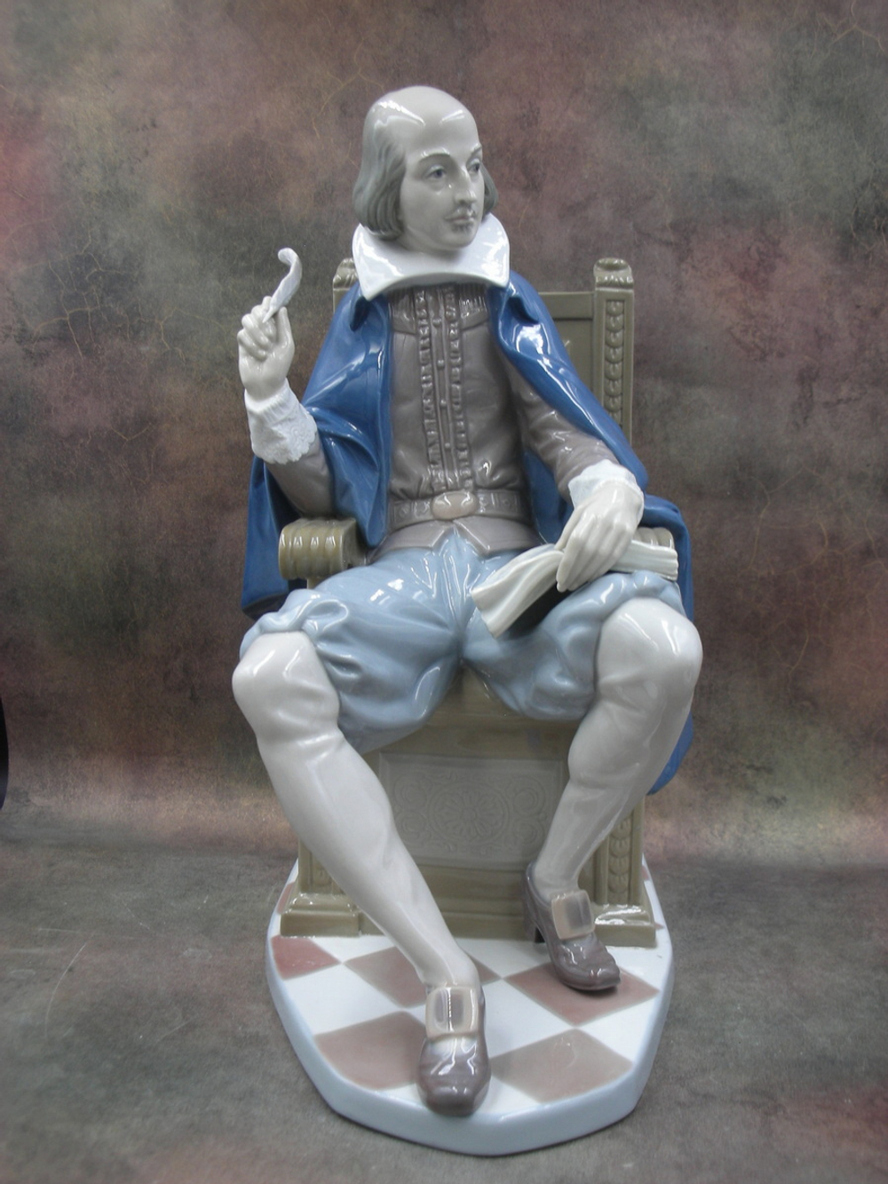 Статуэтка. Фарфор. Шекспир. Lladro. Испания