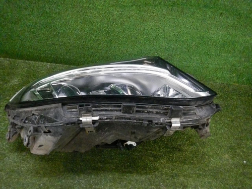 Фара правая Mercedes GLE W166 (2015-2018) LED