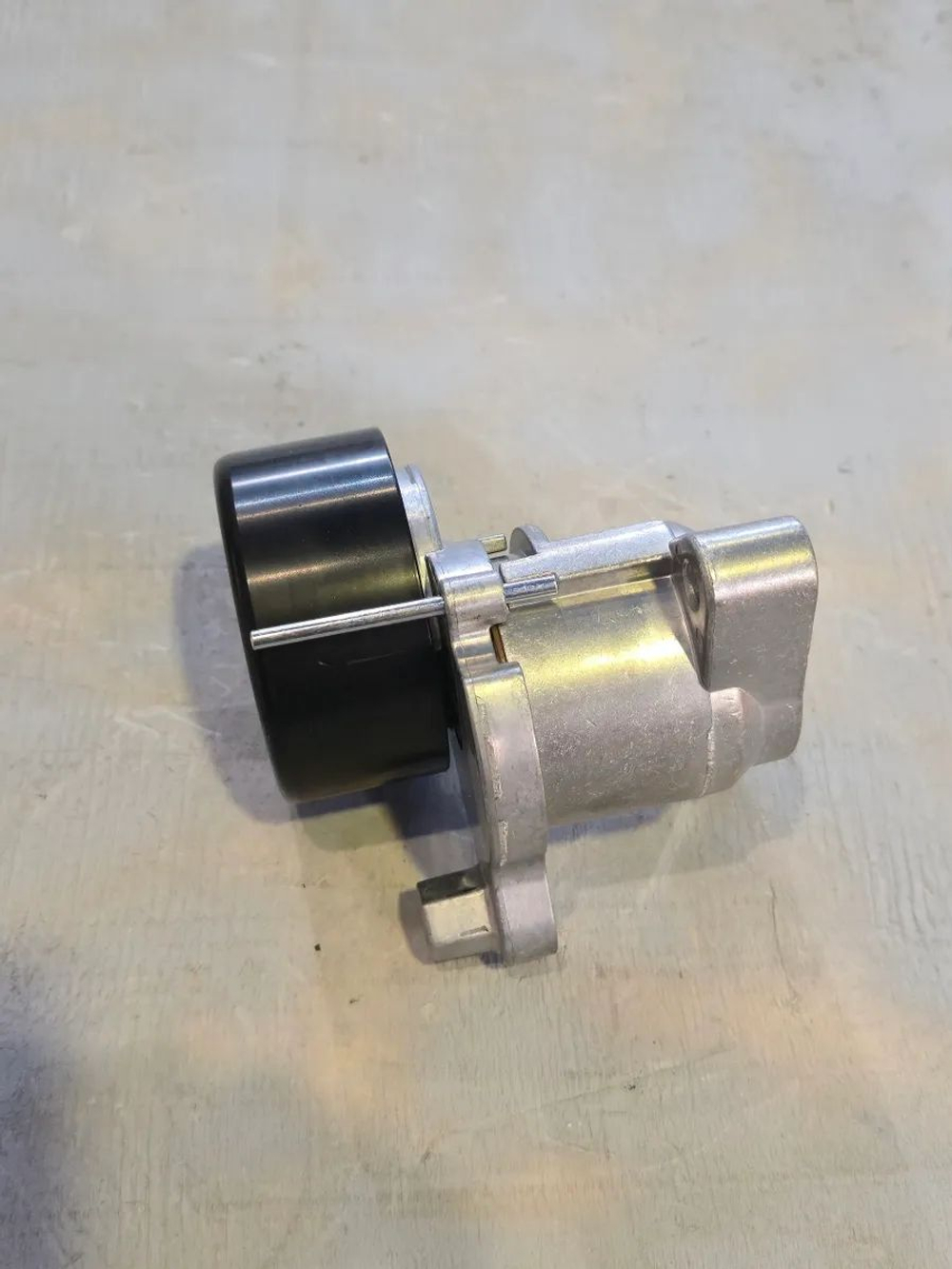 Ролик натяжной дв.CA6DM FAW J6 (АТ0887) (AVTO-TECH)