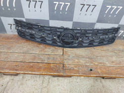 Решетка радиатора Opel Zafira Life 19-нв Б/У Оригинал 9833128677