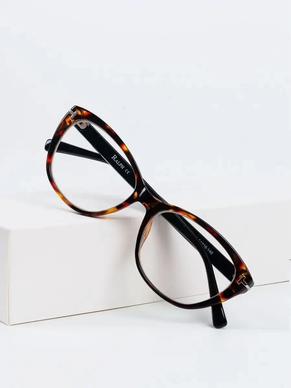 Очки корригирующие /женские/-5,50/РЦ 58-60