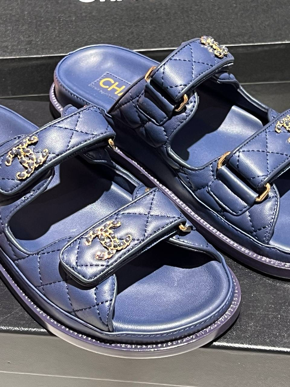 Сандалии Chanel