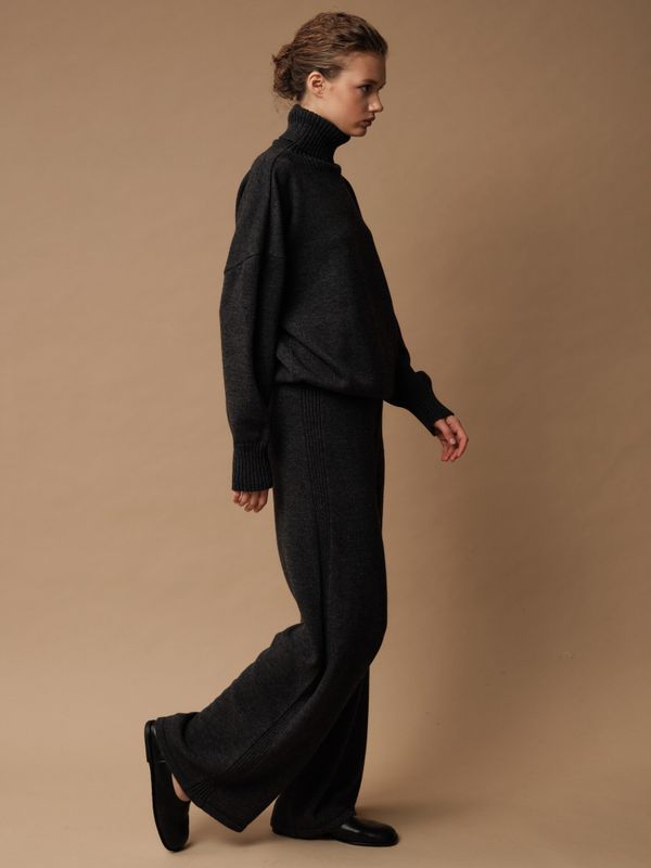 458457-8101 Костюм женский, темно-серый