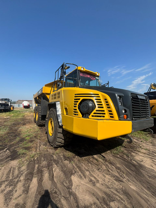 KOMATSU HM400* Шарнирно-сочленённый самосвал HM400-5 (Дизельный, 15,2 л, 480 л.с., АТ)