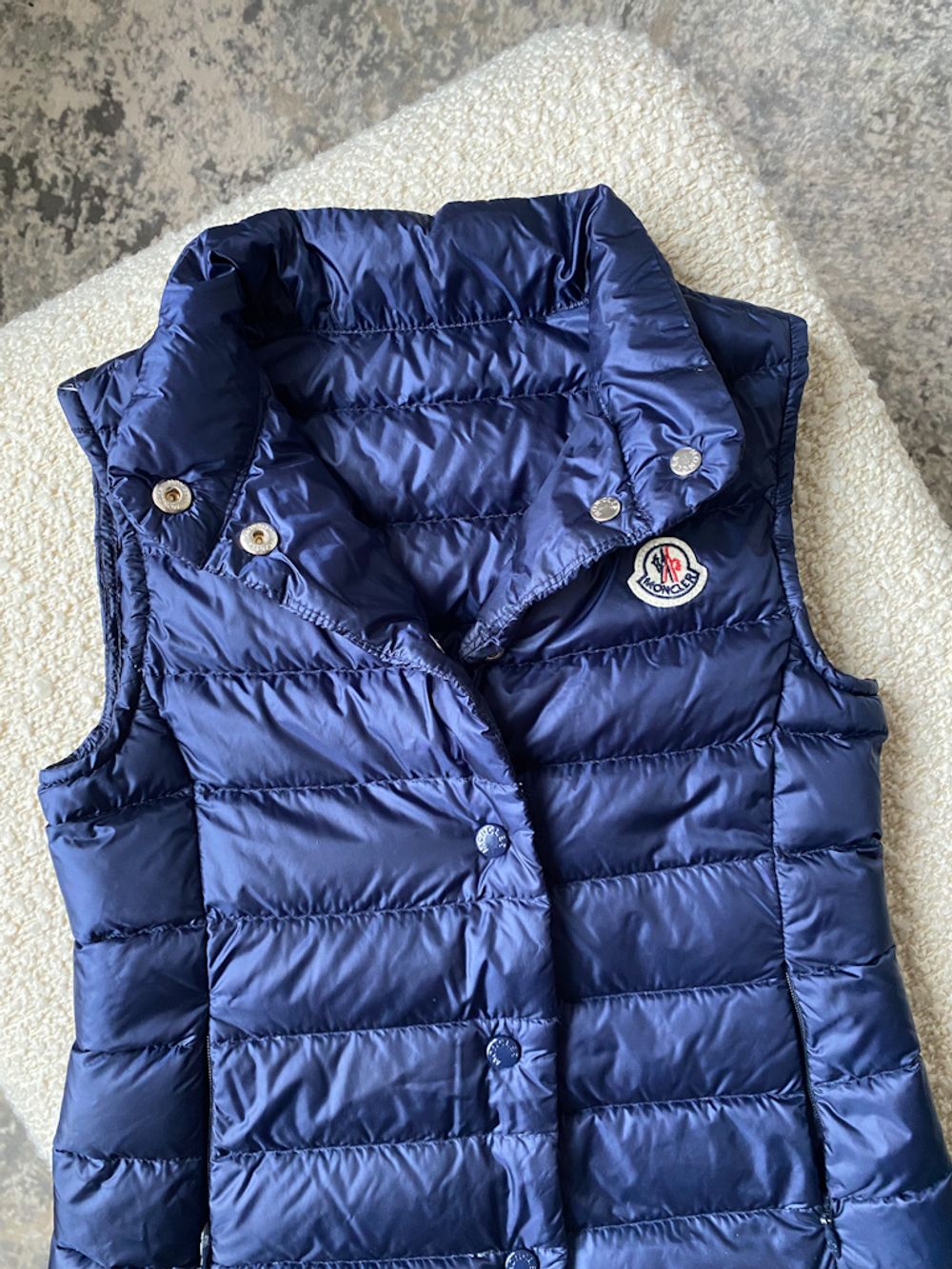 Пуховый жилет Moncler, 116