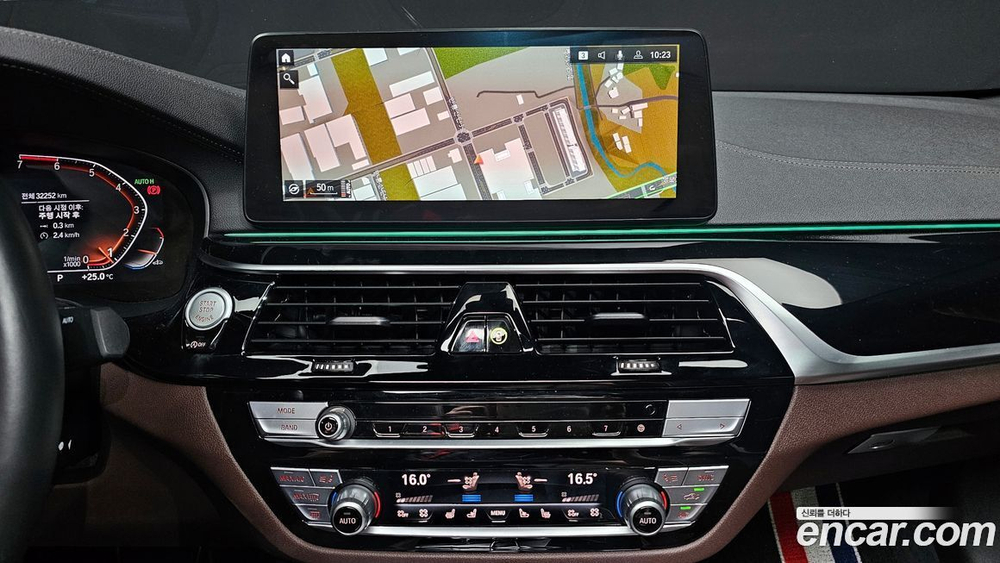 BMW 5 Series (G30) 530i M Sports (12.2021)