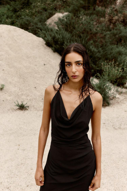 ZARA ПЛАТЬЕ-КОМБИНАЦИЯ С ФУРНИТУРОЙ, ЧЕРНЫЙ