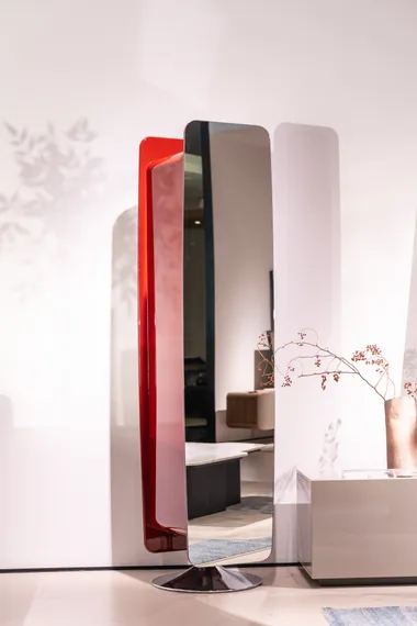 Вращающаяся система хранения с зеркалом 4808, 179 см