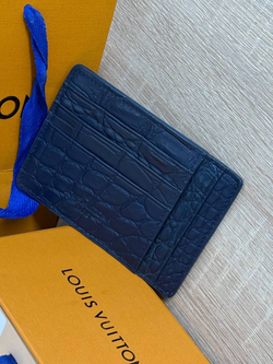 Картхолдер Louis Vuitton из кожи крокодила