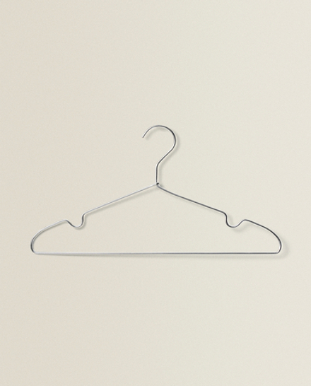 ZARA HOME МЕТАЛЛИЧЕСКАЯ ВЕШАЛКА (НАБОР ИЗ 5 ШТ.), СЕРЕБРИСТЫЙ