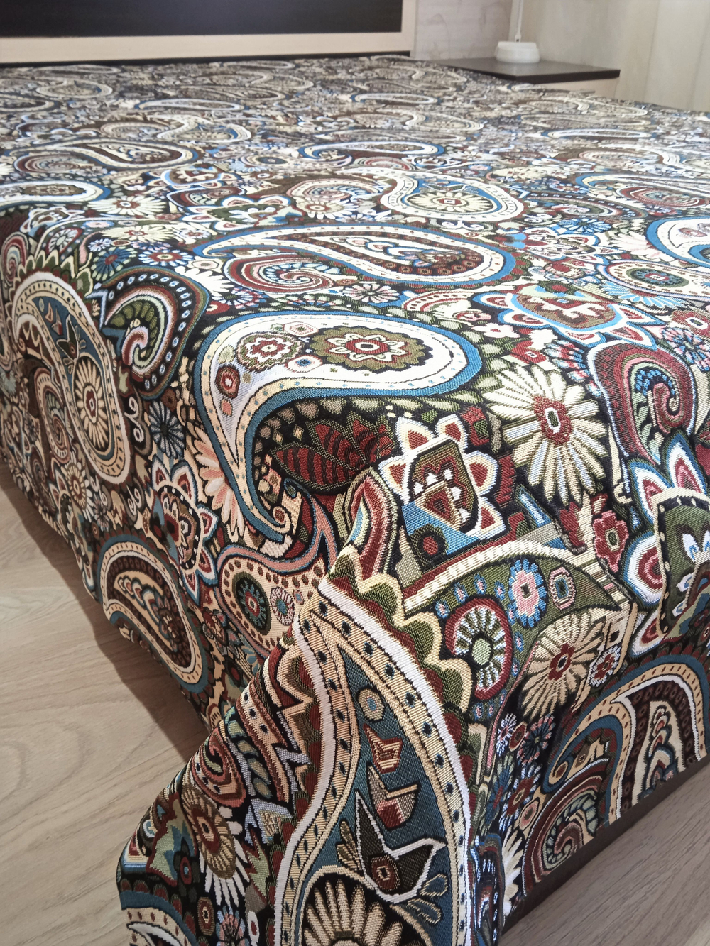 Покрывало гобеленовое Пейсли евро (240х200)