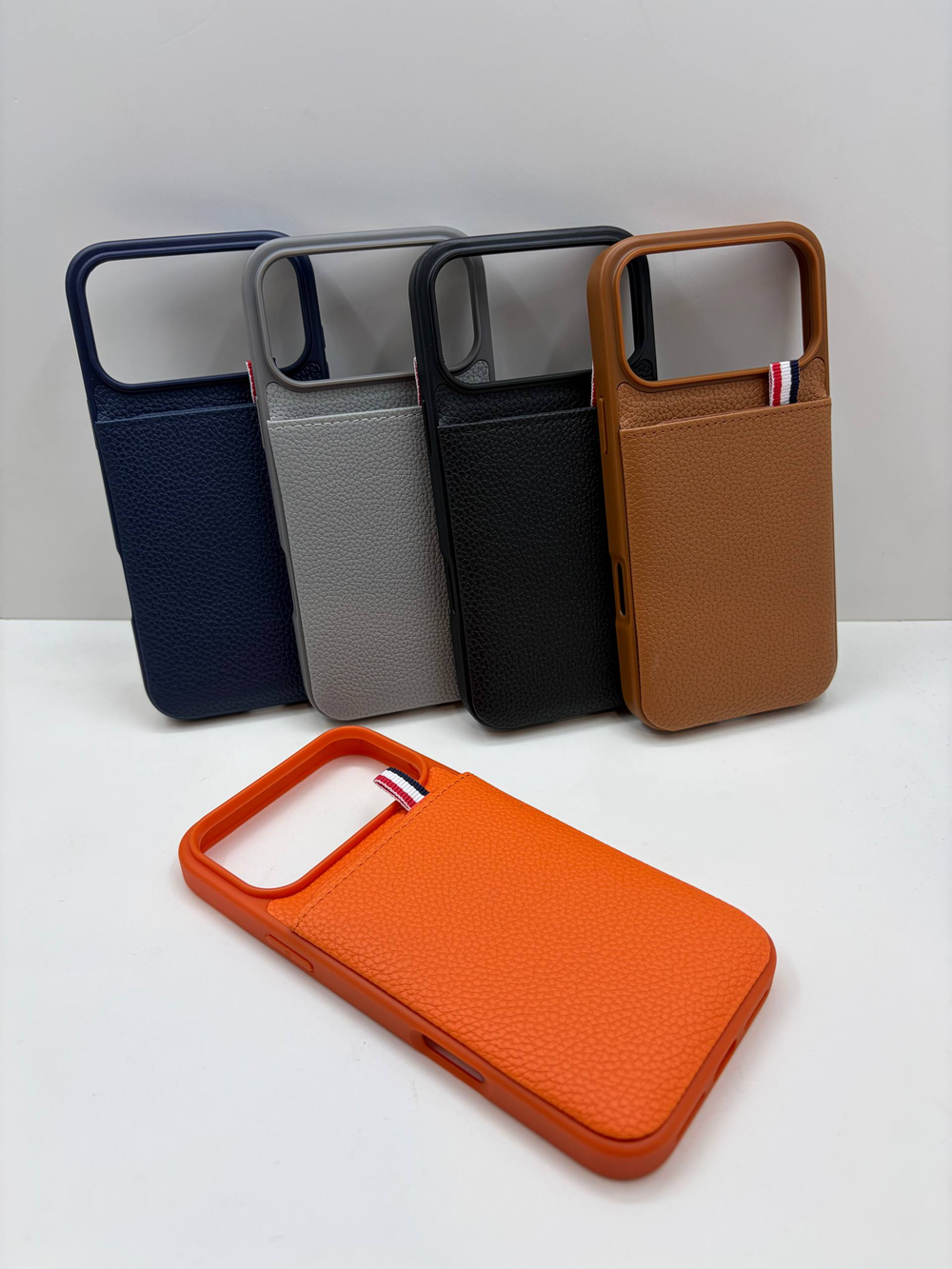 CREATIVE CASE для iPHONE 17 PRO