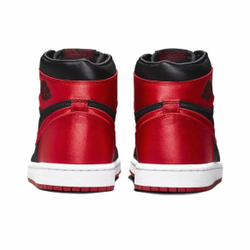 Air Jordan 1 Retro High OG Satin Bred