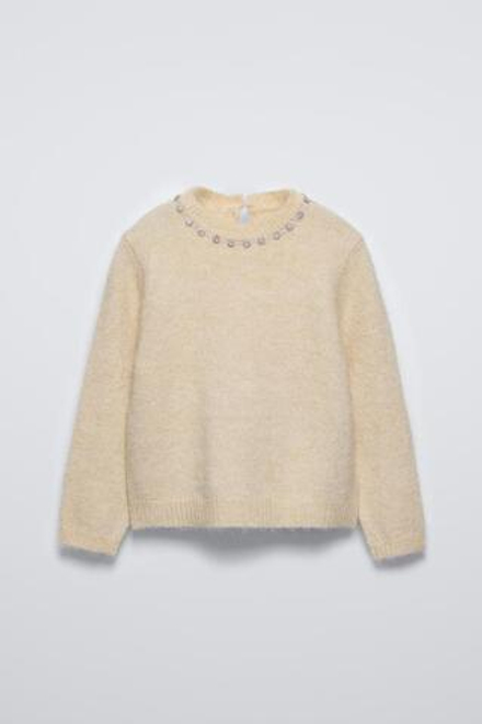 ZARA СВИТЕР СО СТРАЗАМИ, СВЕТЛО-БЕЖЕВЫЙ