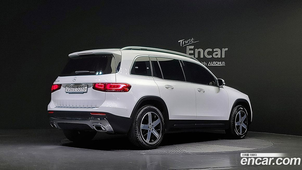 Mercedes-Benz GLB-Class X247 GLB220 (11.2020)