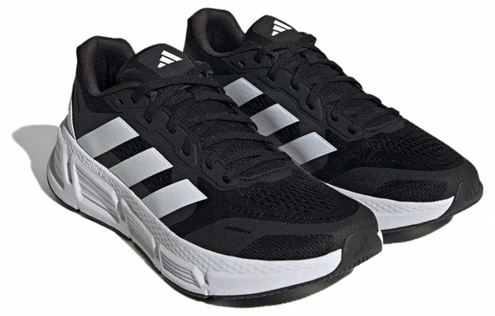 Кроссовки Adidas Questar