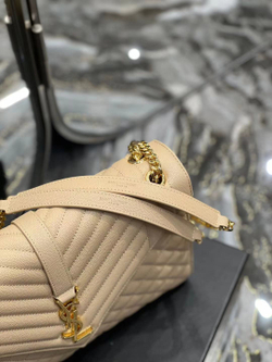 Saint Laurent Envelope Bag 31 cm