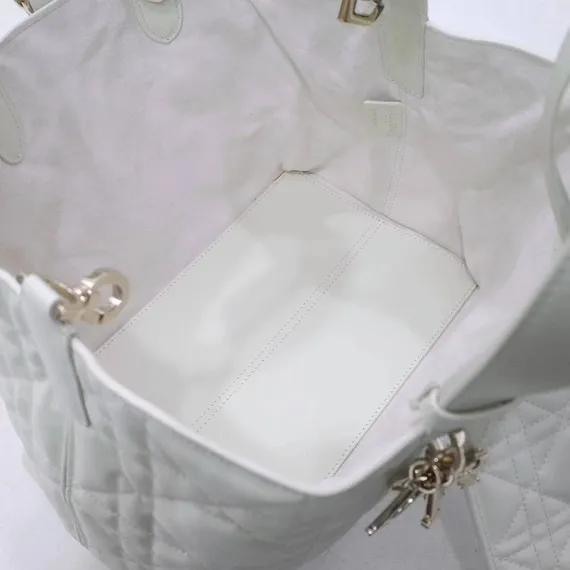 Сумка Dior Toujours, белый