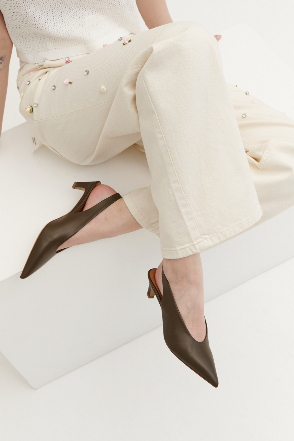 Туфли - лодочки на низком каблуке