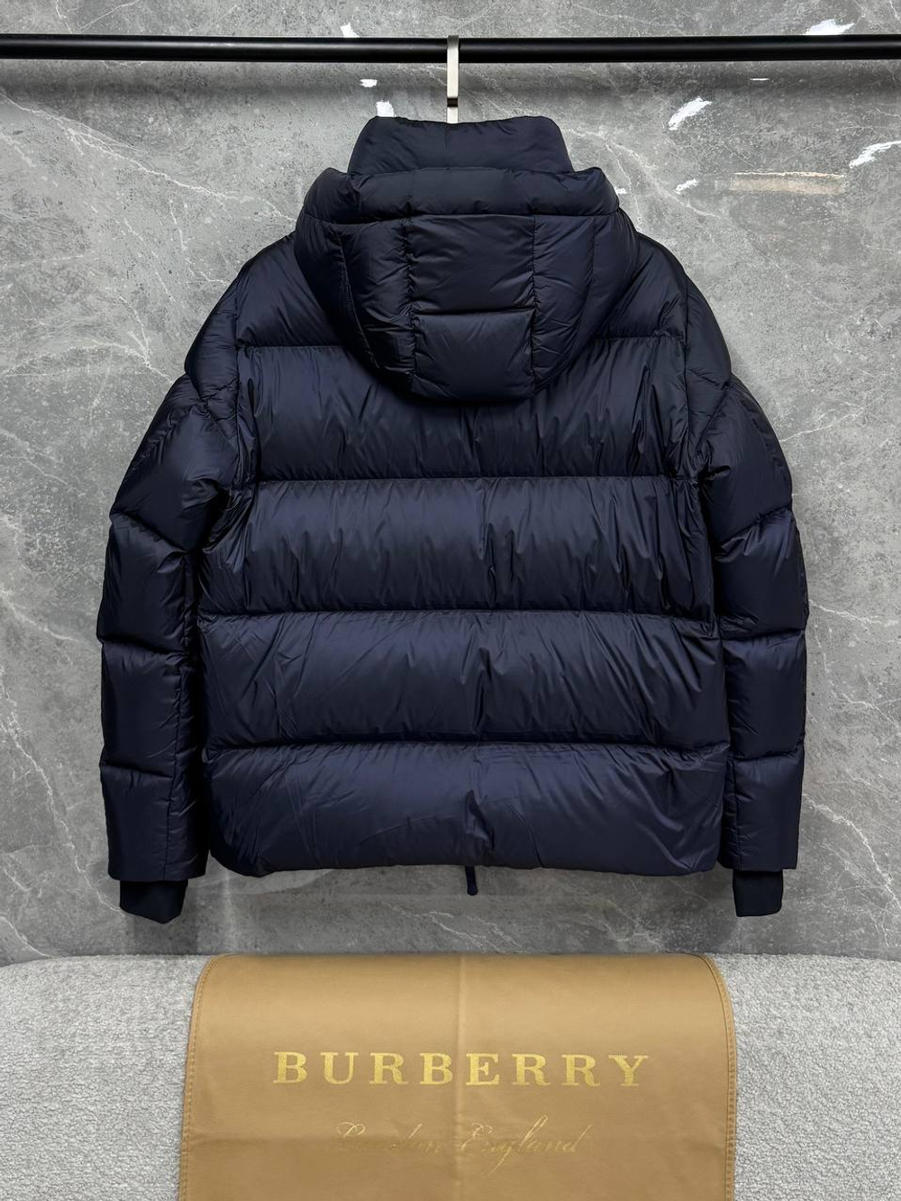 Пуховик Burberry