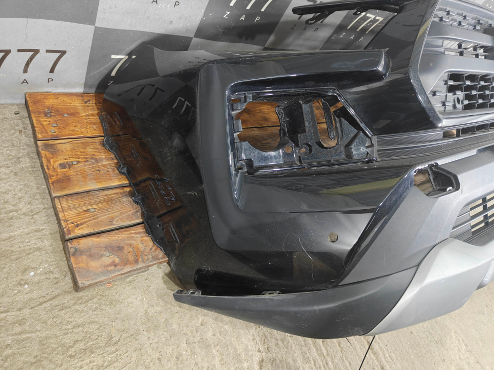 Бампер передний в сборе Toyota RAV4 V (XA50) 18-нв Б/У Оригинал 52119YK040