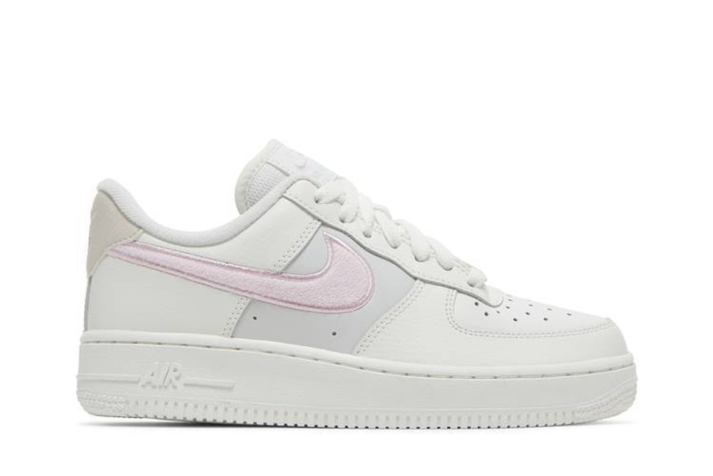 Кроссовки Nike Air Force 1 Low "Chenille Swoosh" (Женская размерная сетка)