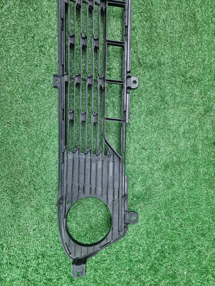 Решетка переднего бампера Kia Cerato 4 (2018-2021)