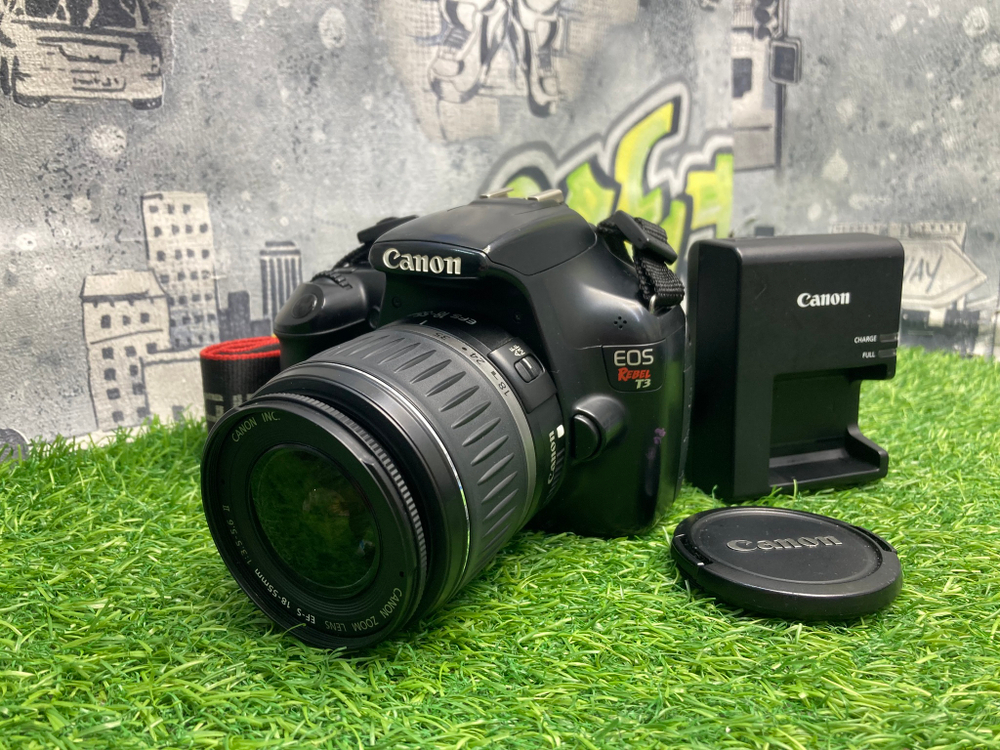 Canon Rebel T3 kit 18-55mm 3.5-5.6 II 14500 кадров