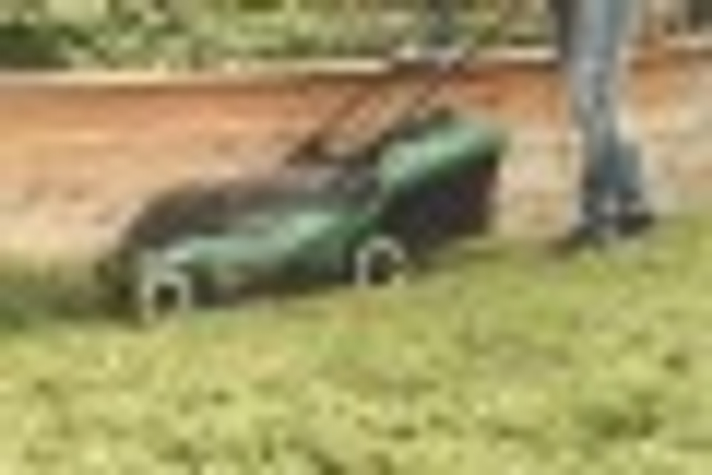 Газонокосилка электрическая BOSCH ADVANCEDROTAK 650 06008B9200