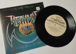Винтажная виниловая пластинка LP Черный Кофе 7 дюймов (СССР 1987) Листья