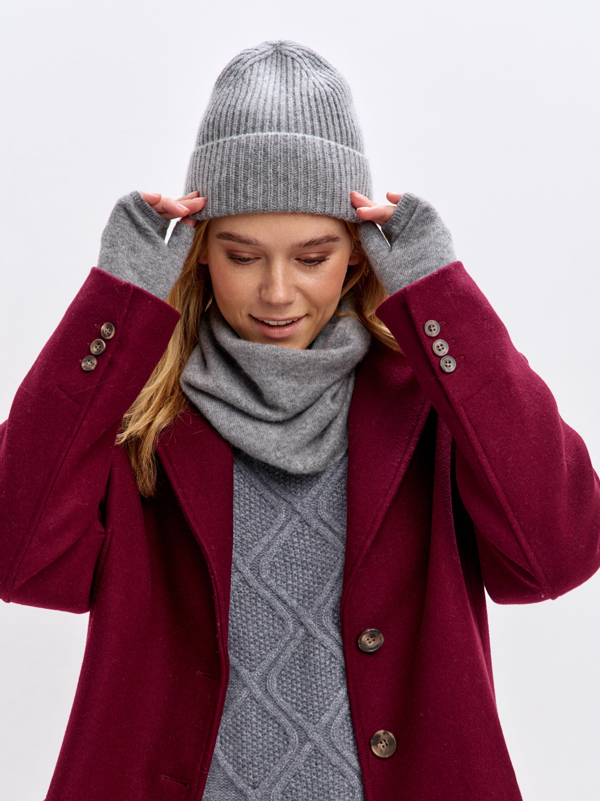 Шапка из кашемира