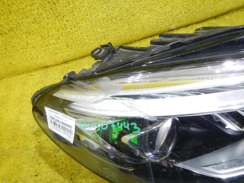Фара правая Mercedes GLE W166 (2015-2018) LED
