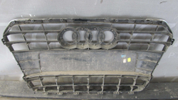 Решетка радиатора Audi A6 (C7) 11-14 Б/У Оригинал 4g0853653k