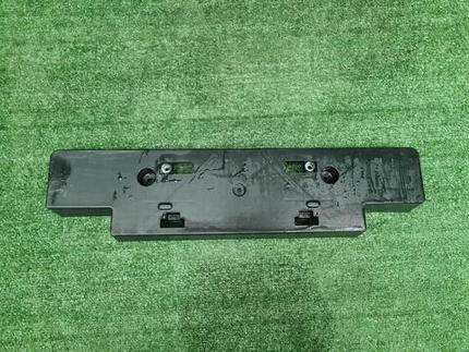 Площадка номера Toyota Land Cruiser 200 (15-21)