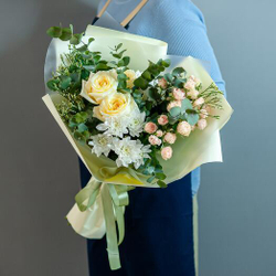 Букет с пион.розой и эвкалиптом