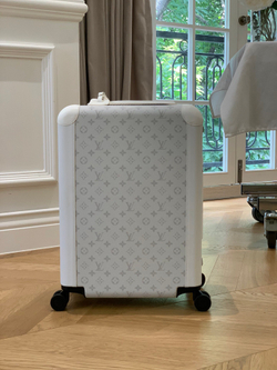 Louis Vuitton Horizon 55