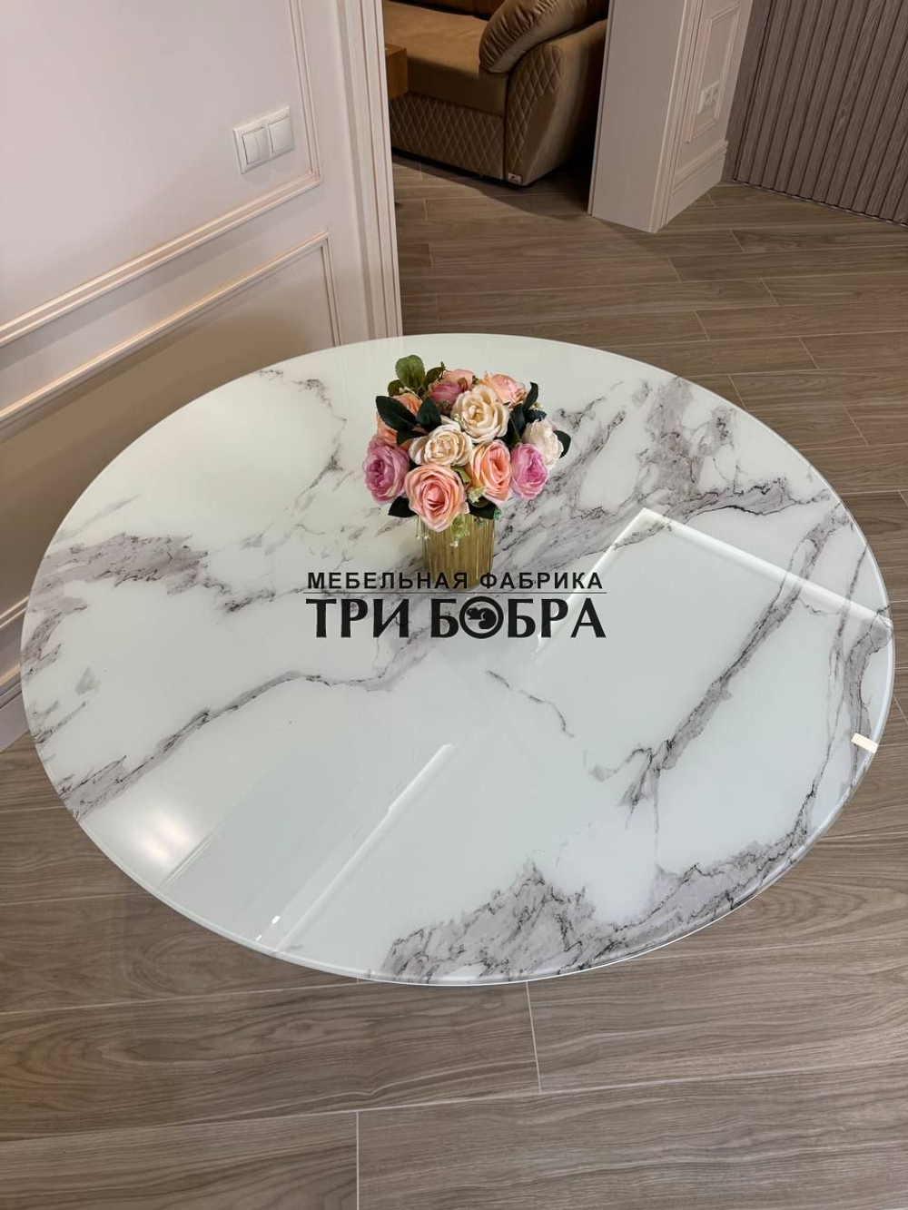 Круглый стол "Орион", белый мрамор