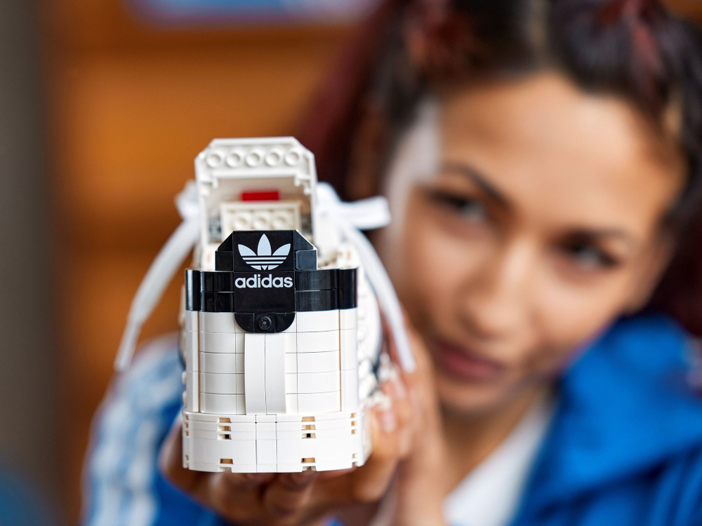 LEGO Creator Expert: Кроссовок adidas Originals Superstar 10282 — Adidas Originals Superstar — Лего Креатор Создатель Эксперт