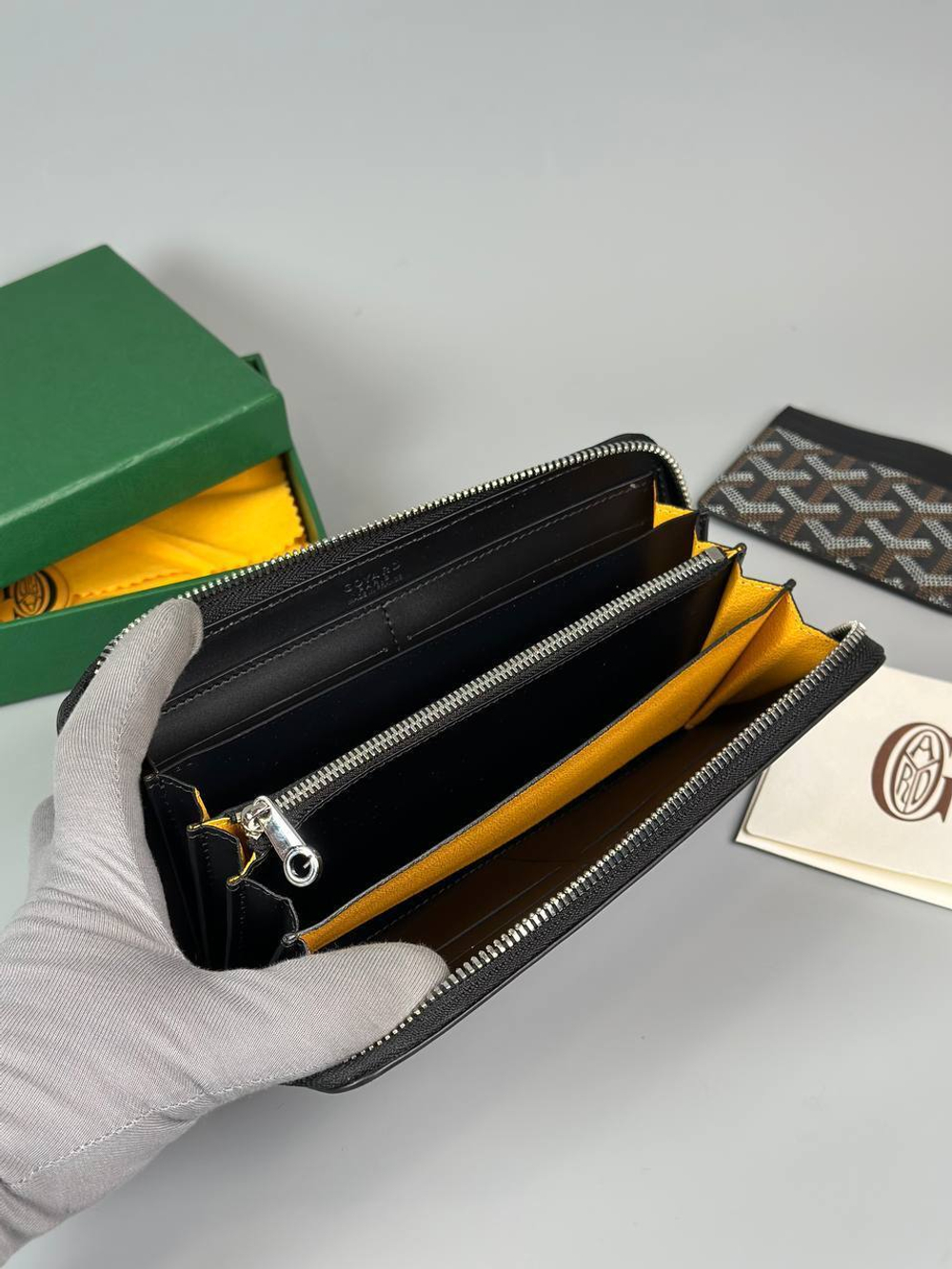 Кошелек Goyard