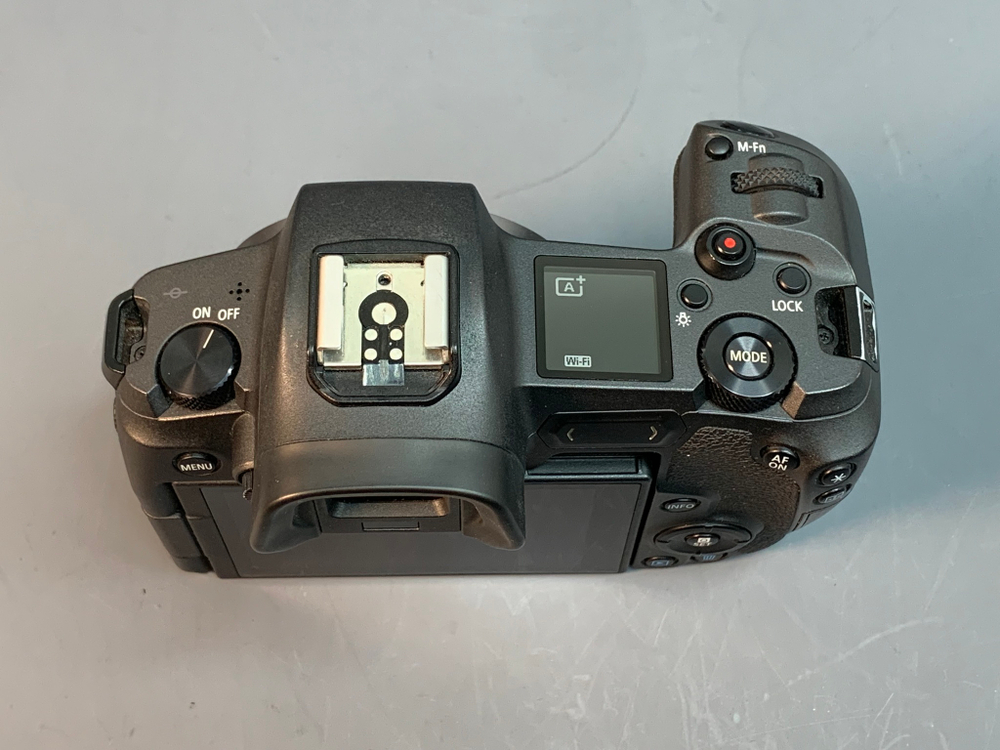 Canon EOS R 270.000 кадров