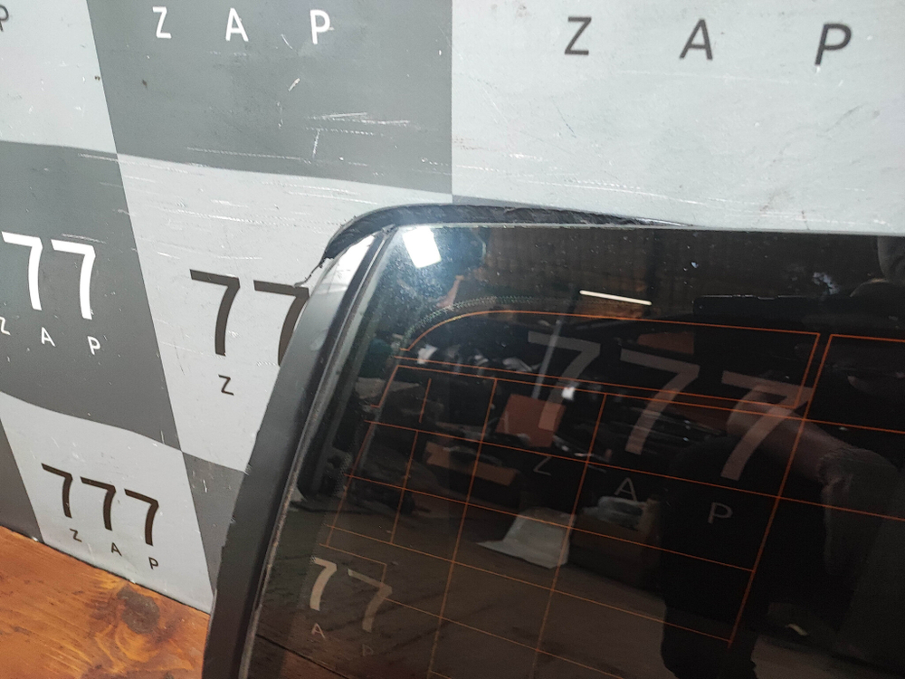 Стекло багажника правое Lexus LX 3 07-15 Б/У Оригинал 6271060E30
