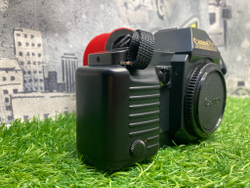 Canon T70