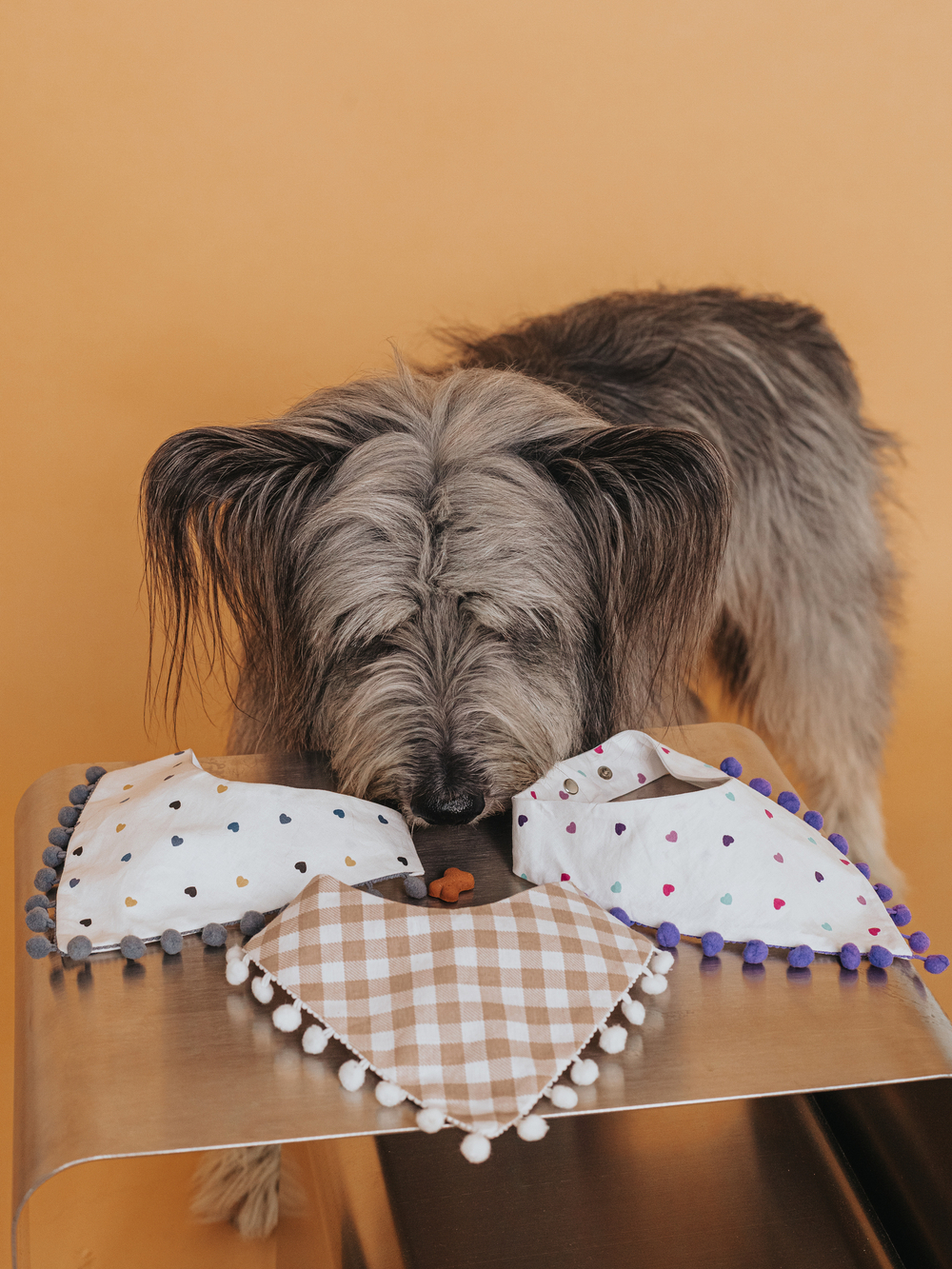 Бандана бежевая в клеточку