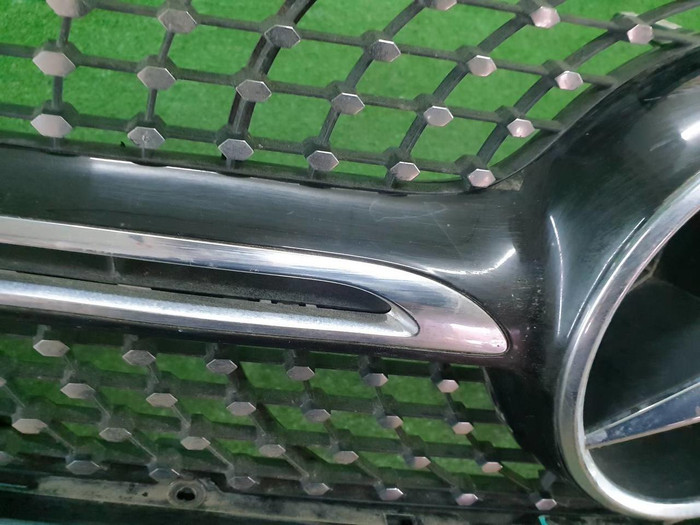 Бампер передний Mercedes GLC X253 15-19 В сборе