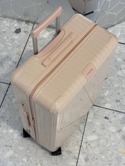 Чемодан Rimowa