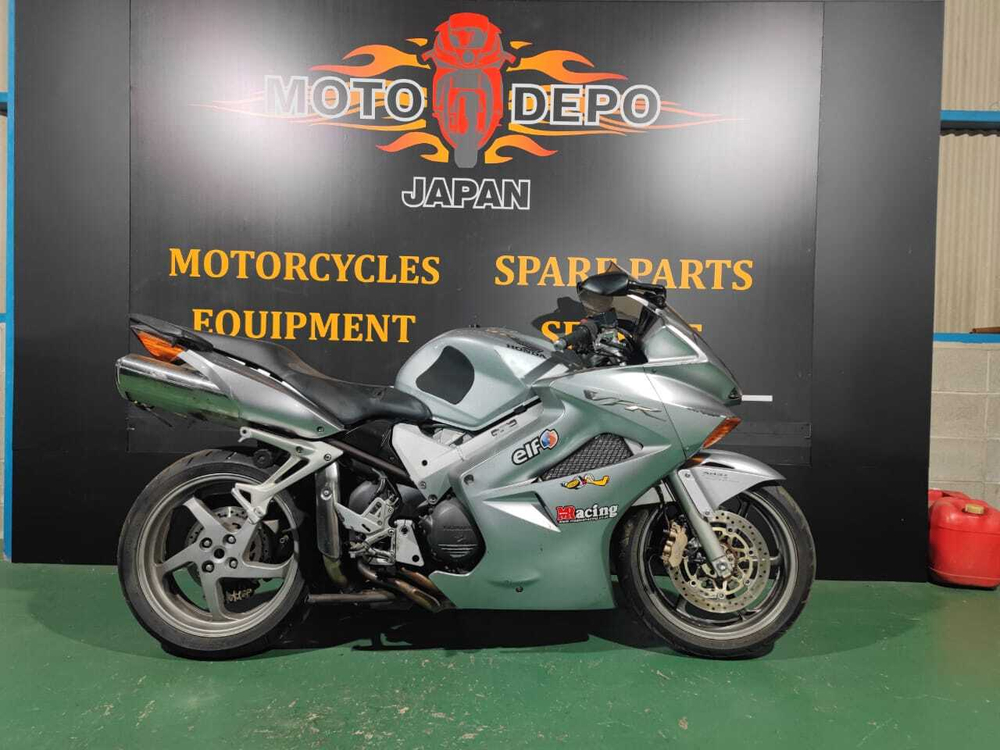 Honda VFR800F , 2005
