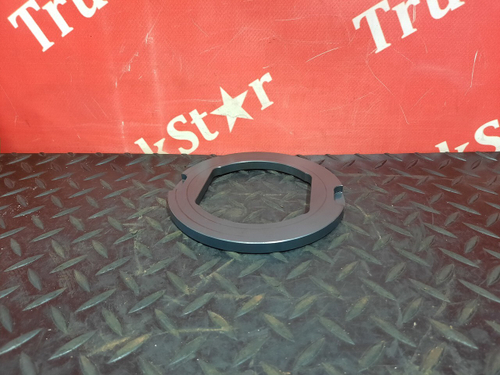 Шайба ступицы задней