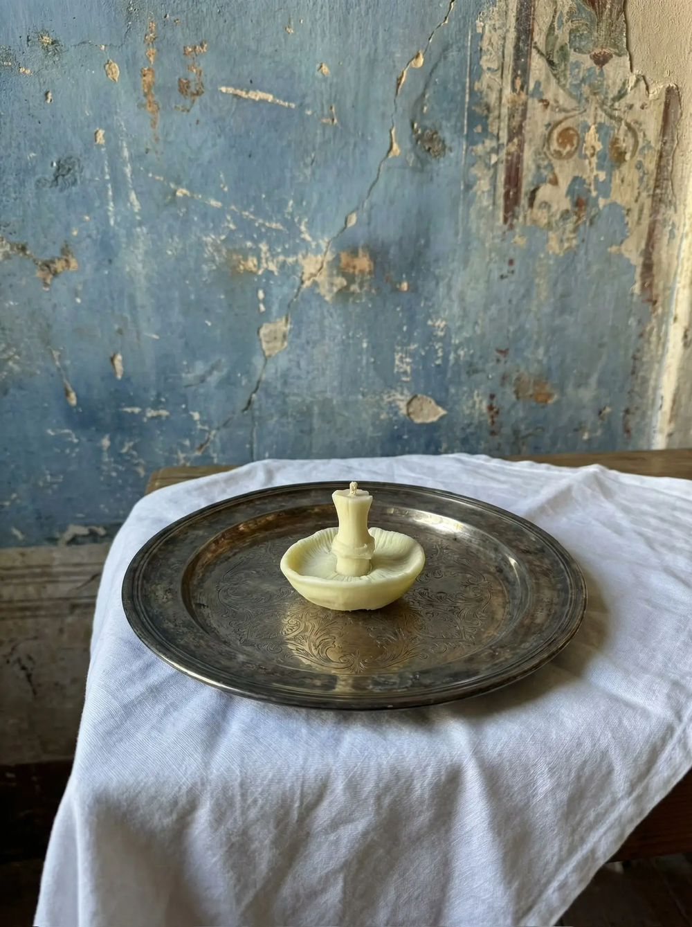 Свеча интерьерная "Шампиньон" белого цвета