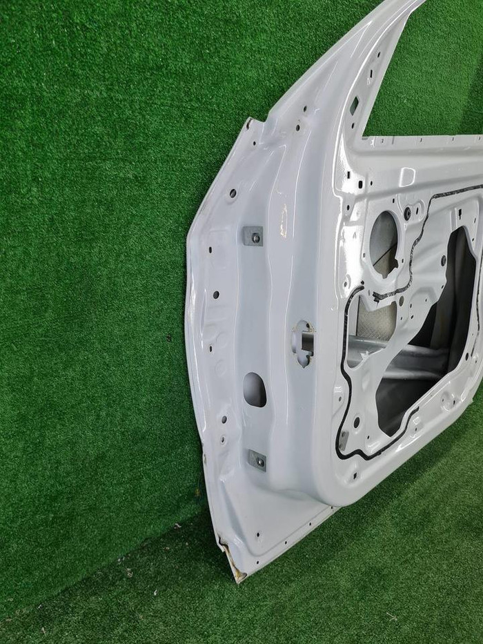 Дверь передняя правая BMW X1 F48 (2015-2022)